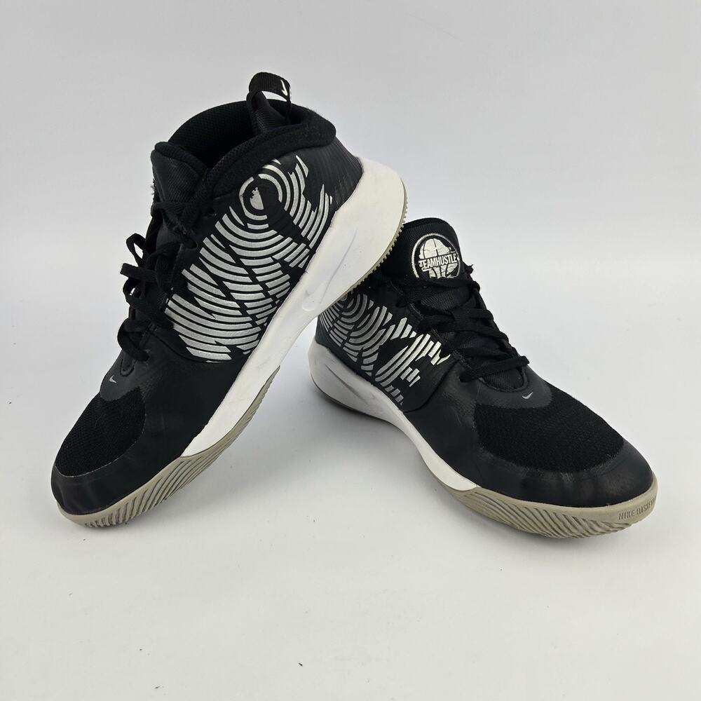 Nike Shoes Boys Size 6.5 Team Hustle D9 Basketball Sneaker Black Mid Top - Picture 7 of 9